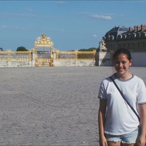 Meet your Posher, Olivia